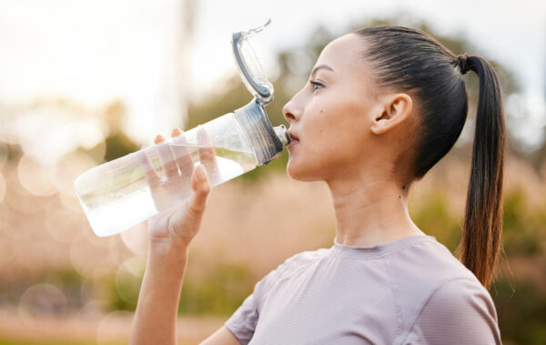 The Crucial Role of Hydration in Immune Function for Athletes and Fitness Enthusiasts